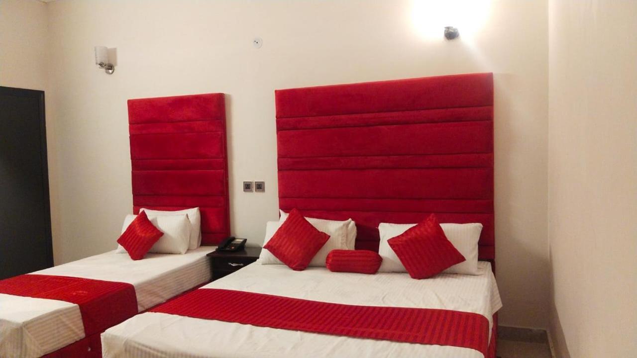 Hotel Royal Grand Lahore Extérieur photo