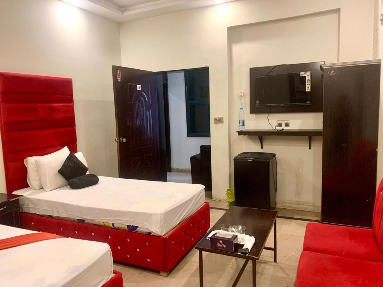Hotel Royal Grand Lahore Chambre photo