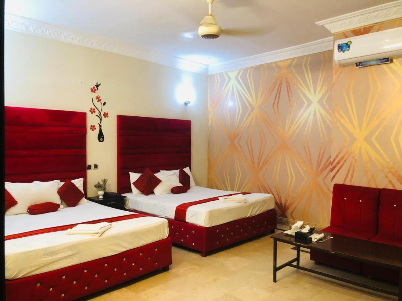 Hotel Royal Grand Lahore Extérieur photo