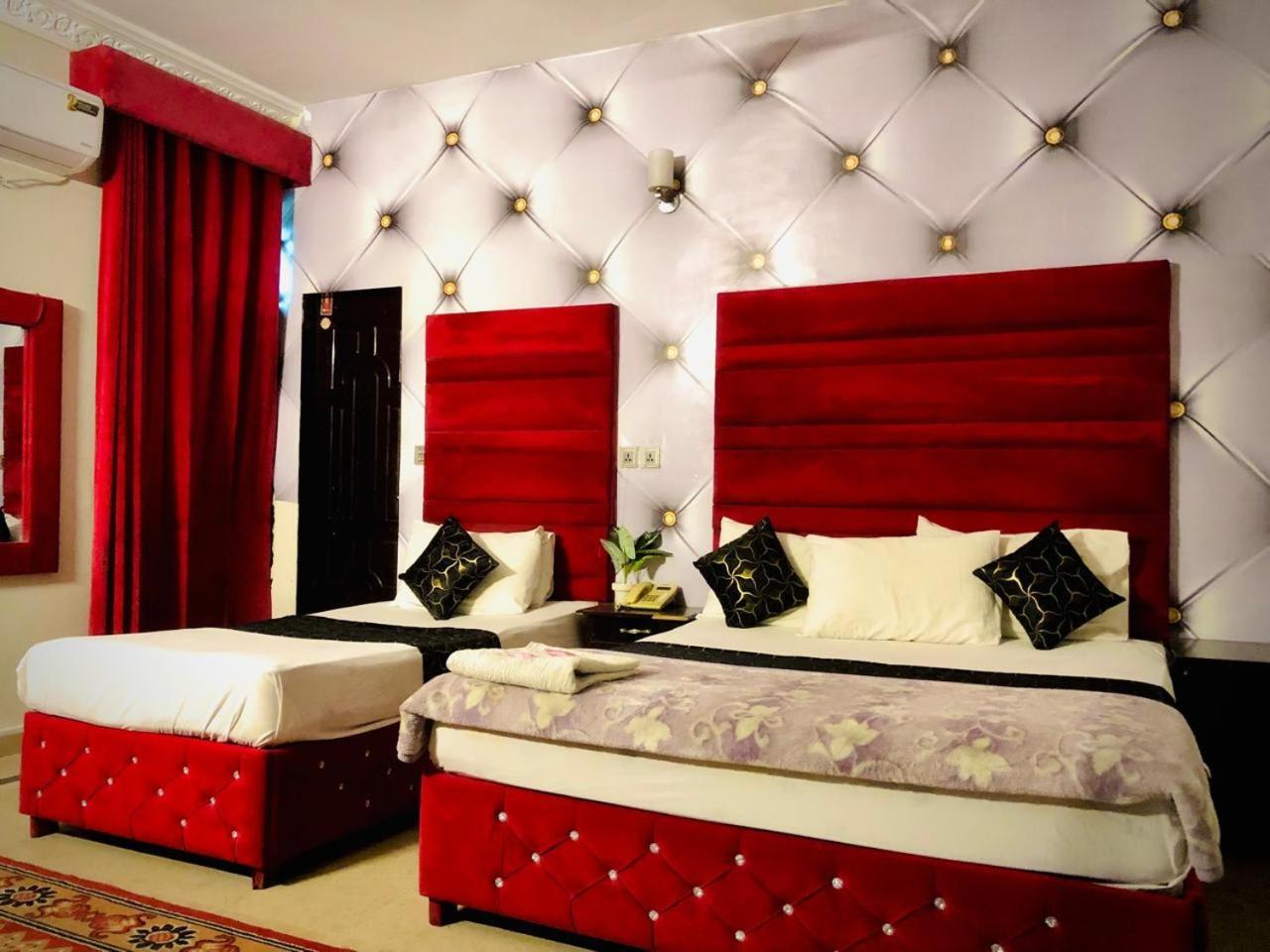 Hotel Royal Grand Lahore Extérieur photo